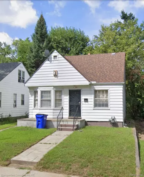 17195 Heyden St, Detroit, MI 48219