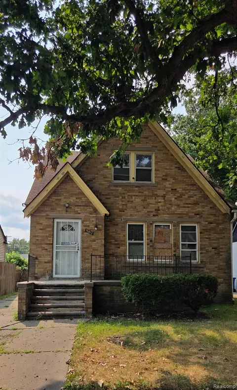 15813 Cruse St, Detroit, MI 48227
