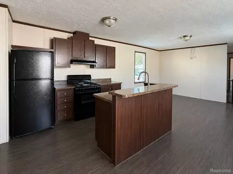 Kitchen - 5951 Georgia St, Romulus, MI 48174 photo 1 of 5