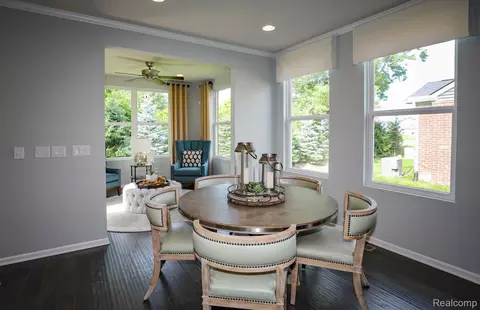 Dining - 49420 Mapleton, Canton, MI 48188 photo 1 of 1