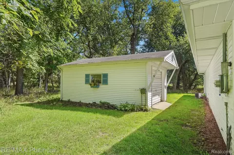 Exterior - 5644 Bath Rd, Antrim, MI 48414 photo 5 of 8