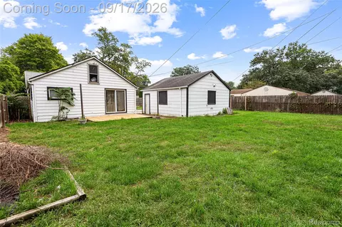 Exterior - 4842 Hunt St, Wayne, MI 48184 photo 1 of 3