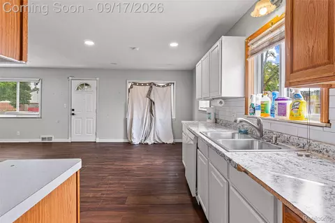 Other - 4842 Hunt St, Wayne, MI 48184 photo 4 of 7