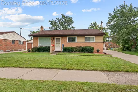 34605 Hiveley St, Westland, MI 48186