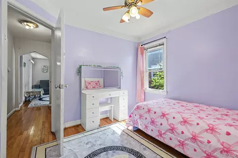Bedroom - 1817 Drexel St, Dearborn, MI 48128 photo 2 of 6