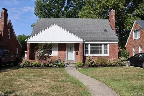 1523 Marywood Dr, Royal Oak, MI 48067