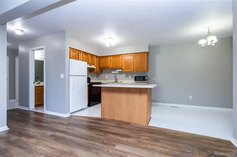 Other - 15332 Ashley Ct, Macomb, MI 48044 photo 5 of 9