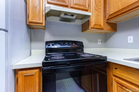 Kitchen - 15332 Ashley Ct, Macomb, MI 48044 photo 4 of 4