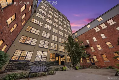 6533 E Jefferson Ave #122W, Detroit, MI 48207