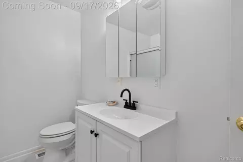 Bath - 12550 Maxwell Rd, Carleton, MI 48117 photo 2 of 2