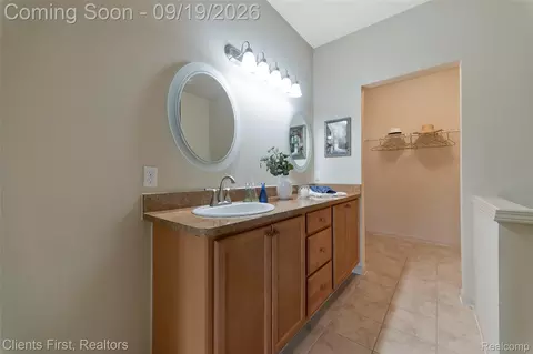 Bath - 3638 Shepherd Ct N, Canton, MI 48188 photo 5 of 8
