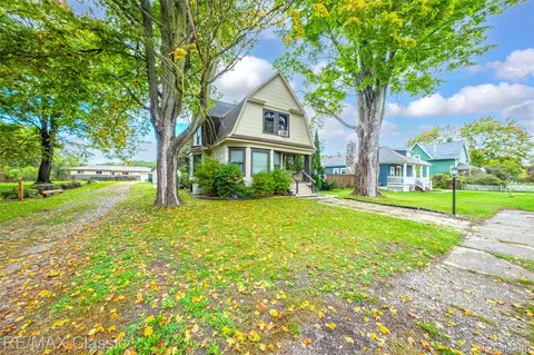 Other - 332 Broadway, Springfield, MI 48350 photo 12 of 15