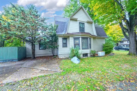 Other - 332 Broadway, Springfield, MI 48350 photo 5 of 15