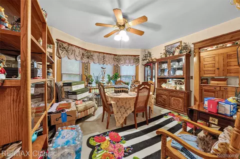 Dining - 332 Broadway, Springfield, MI 48350 photo 1 of 1