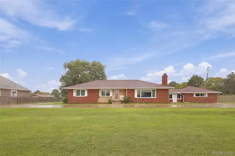 5353 18 Mile Rd, Sterling Heights, MI 48314