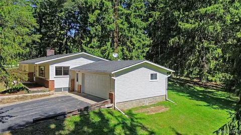 Exterior - 3416 E Pineview Dr, Scio, MI 48130 photo 4 of 4