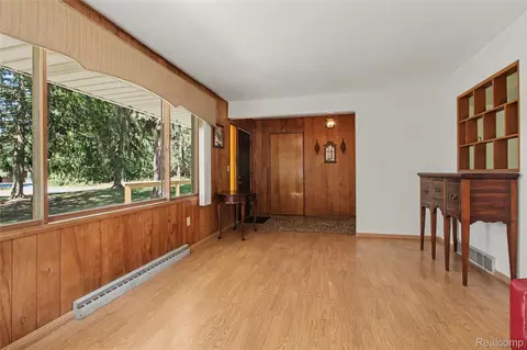 Living - 3416 E Pineview Dr, Scio, MI 48130 photo 2 of 2
