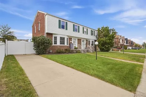 17337 Kentucky St, Detroit, MI 48221