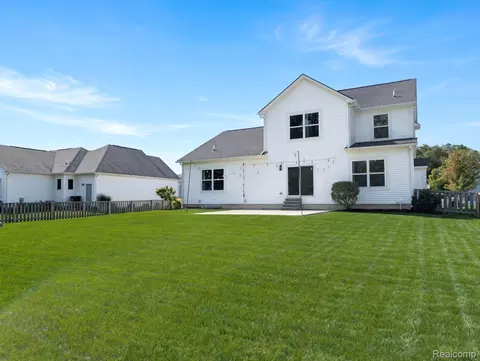 Exterior - 874 Henning St, Dundee, MI 48131 photo 2 of 3