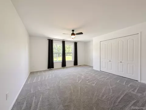 Bedroom - 874 Henning St, Dundee, MI 48131 photo 4 of 5