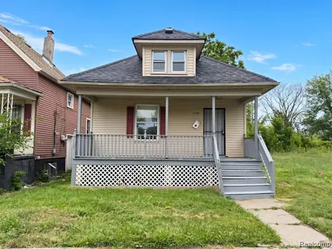 5720 30th St, Detroit, MI 48210