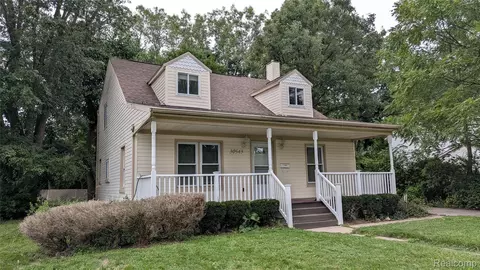 30543 Everett St S, Southfield, MI 48076