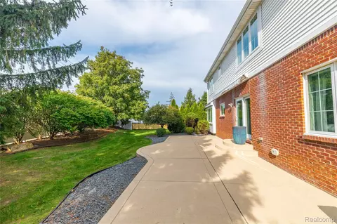 Other - 15710 Meadows Dr, Riverview, MI 48193 photo 20 of 21