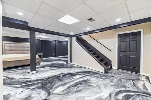 Entry Way - 15710 Meadows Dr, Riverview, MI 48193 photo 3 of 3