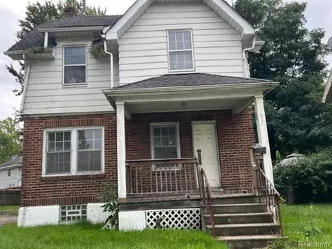 674 N Perry St, Pontiac, MI 48342