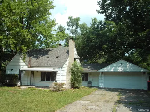 20620 Westhampton Ave, Southfield, MI 48075