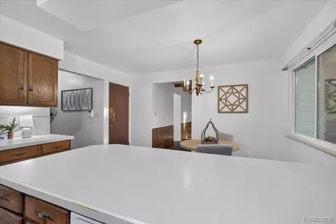 Dining - 2249 Belle Meade Dr, Davison, MI 48423 photo 3 of 4