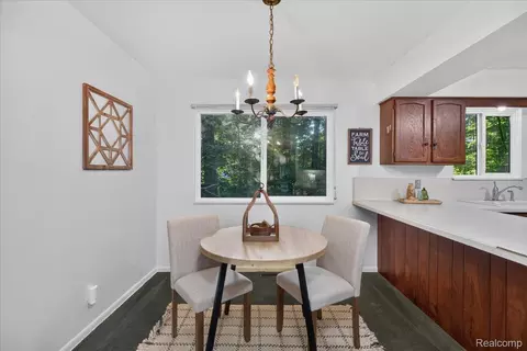 Dining - 2249 Belle Meade Dr, Davison, MI 48423 photo 4 of 4