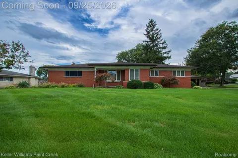 5030 Stellar Rd, Shelby Township, MI 48316