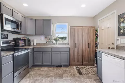 Kitchen - 8330 Baldwin Rd, Gaines, MI 48436 photo 1 of 4