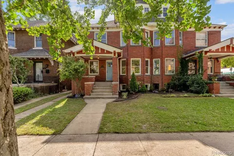 751 Van Dyke St, Detroit, MI 48214