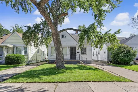 6436 Grandville Ave, Detroit, MI 48228