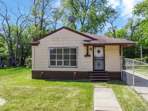 8539 Desoto St, Detroit, MI 48238