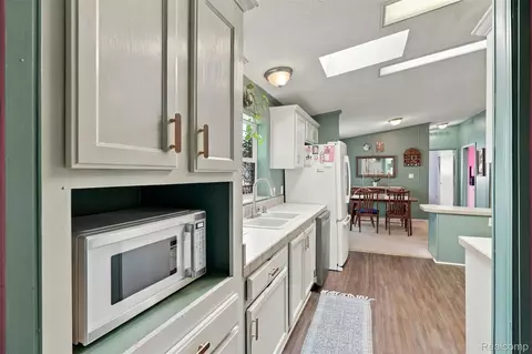 Kitchen - 28034 Charlemagne, Romulus, MI 48174 photo 4 of 4