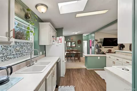 Other - 28034 Charlemagne, Romulus, MI 48174 photo 8 of 11