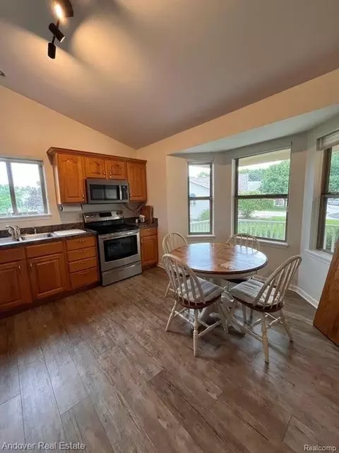 Kitchen - 6294 Princess Ct, Flint, MI 48433 photo 1 of 2