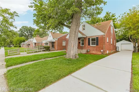 15346 Fielding St, Detroit, MI 48223