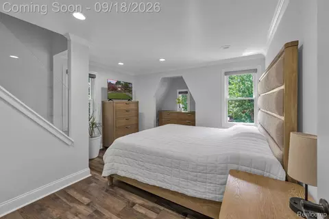 Bedroom - 23118 Beech St, Dearborn, MI 48124 photo 3 of 5