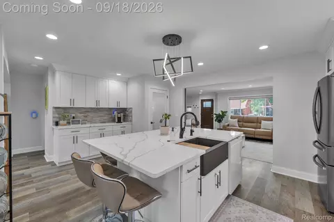 Kitchen - 23118 Beech St, Dearborn, MI 48124 photo 5 of 5