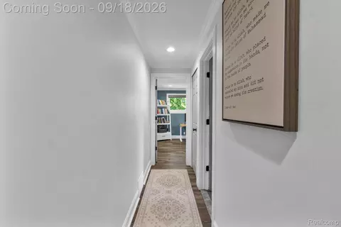 Entry Way - 23118 Beech St, Dearborn, MI 48124 photo 4 of 4