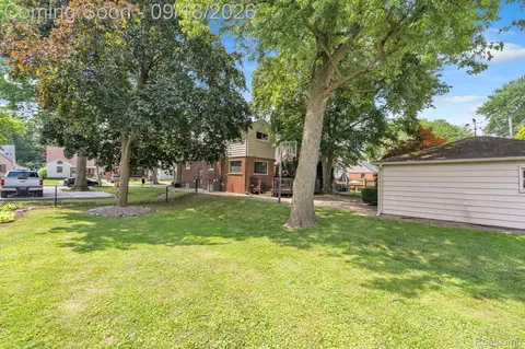 Exterior - 23118 Beech St, Dearborn, MI 48124 photo 4 of 9