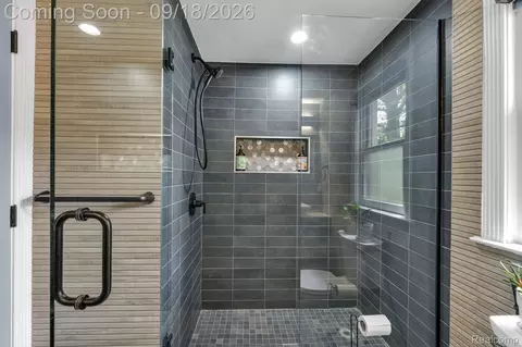 Bath - 23118 Beech St, Dearborn, MI 48124 photo 5 of 6