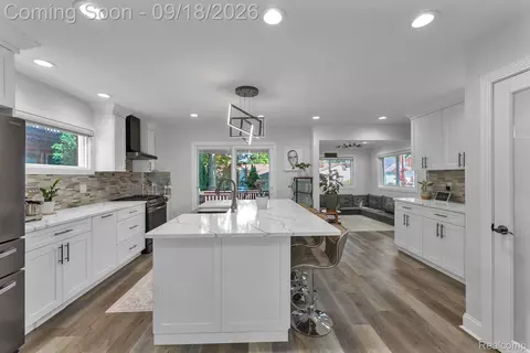 Kitchen - 23118 Beech St, Dearborn, MI 48124 photo 3 of 5