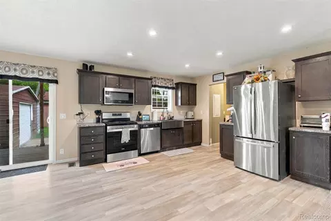 Kitchen - 10359 Baker Dr, Arbela, MI 48420 photo 1 of 2