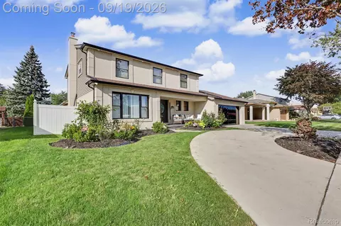 26356 Simone St, Dearborn Heights, MI 48127