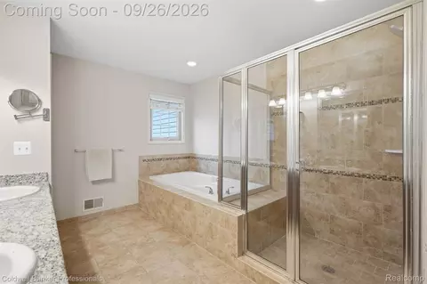 Bath - 47079 Brennan Dr, Macomb, MI 48044 photo 3 of 5